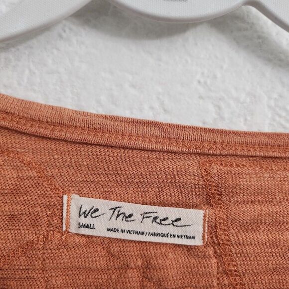 We The Free People 5 Star Tee Small Sweet Cinnamon Slouchy Patched Boho‎ Top - Picture 2 of 11